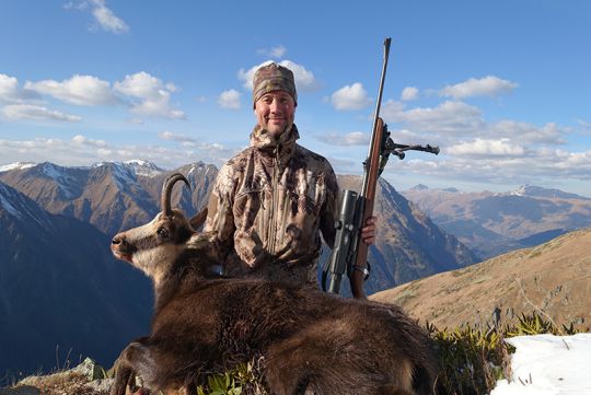 Hunting to chamois in Russia